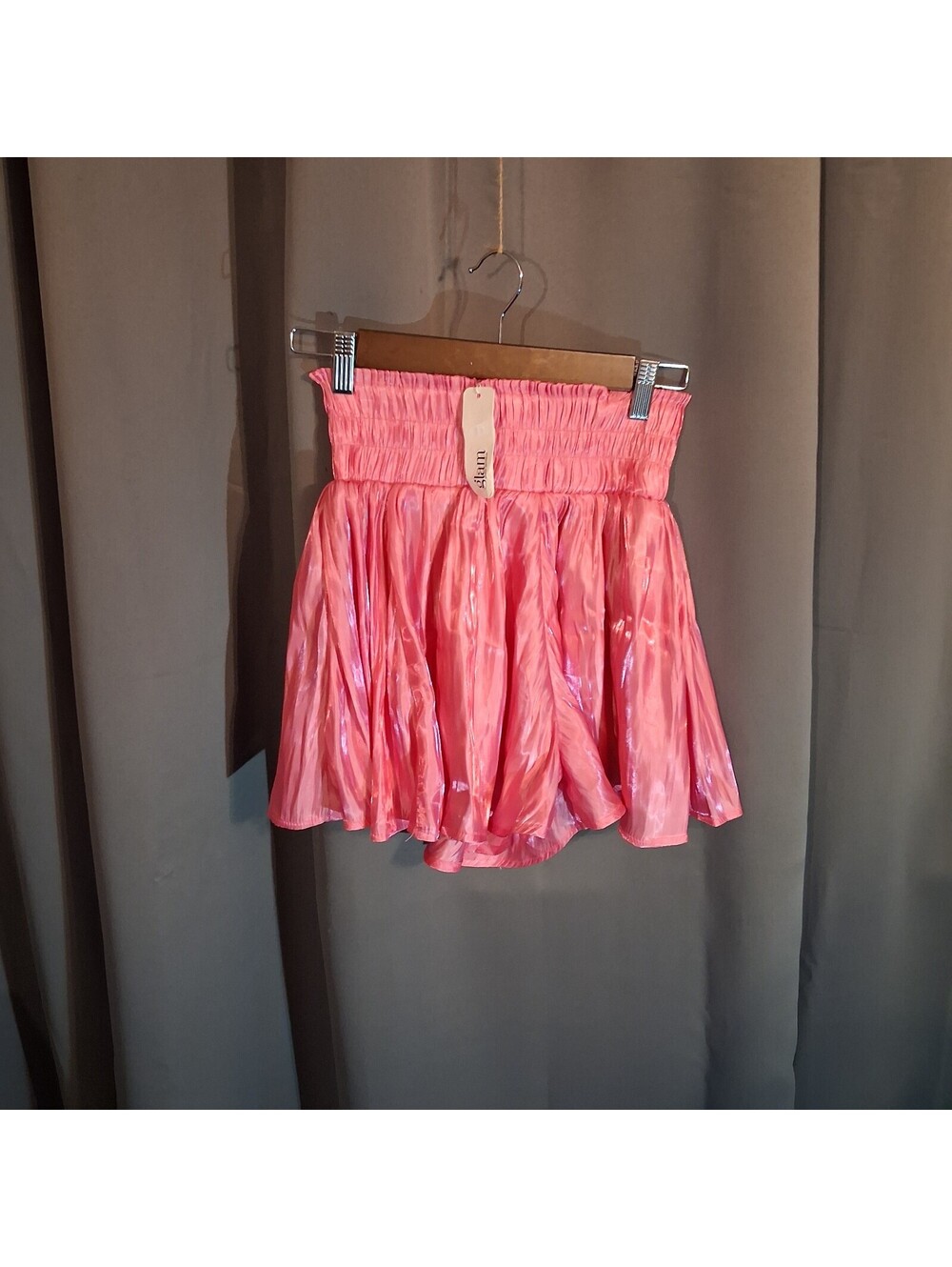 Glam Pink Shiny High-Waisted Mini Skirt with Elastic Waistband Size S